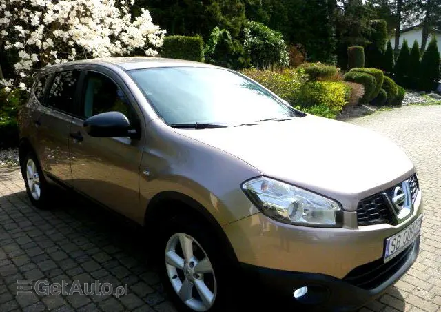NISSAN Qashqai+2 2.0 Tekna Premium