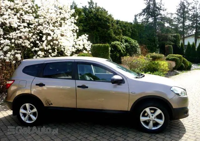 NISSAN Qashqai+2 2.0 Tekna Premium