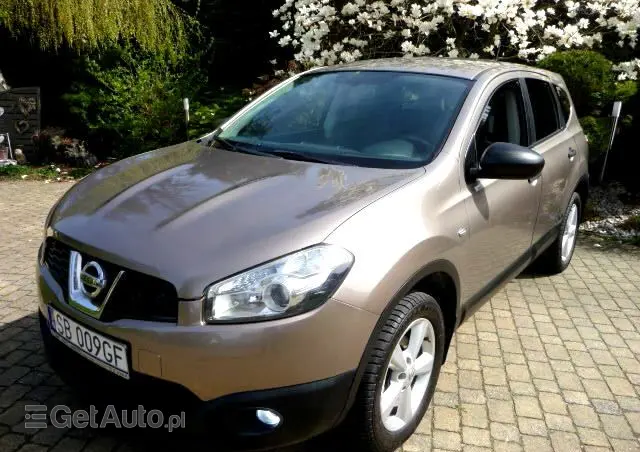 NISSAN Qashqai+2 2.0 Tekna Premium