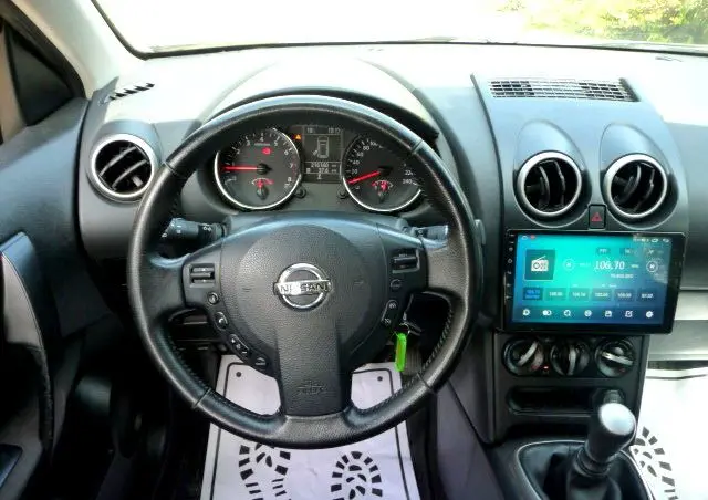 NISSAN Qashqai+2 2.0 Tekna Premium