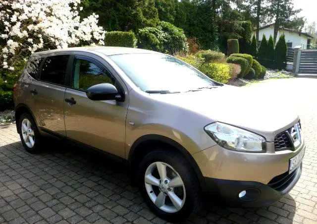 NISSAN Qashqai+2 2.0 Tekna Premium