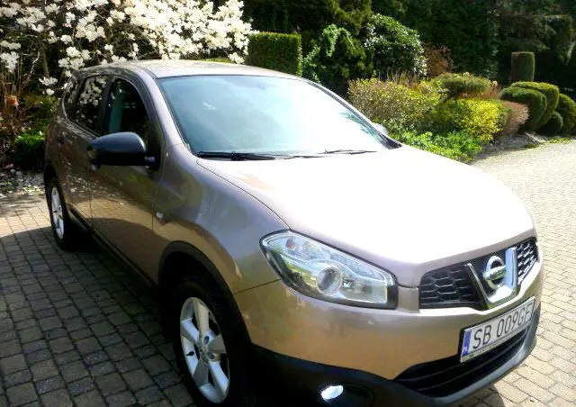 NISSAN Qashqai+2 2.0 Tekna Premium