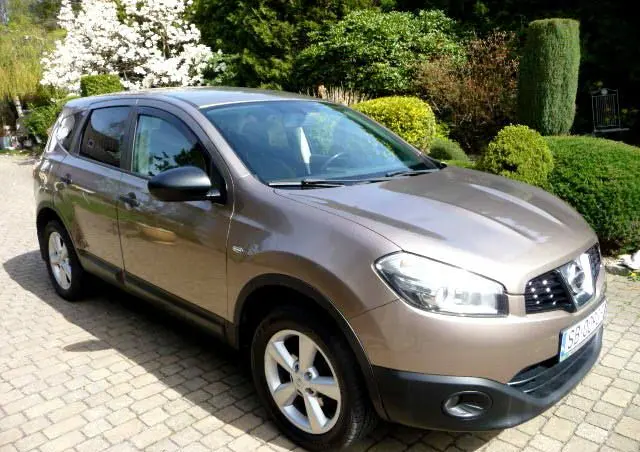 NISSAN Qashqai+2 2.0 Tekna Premium