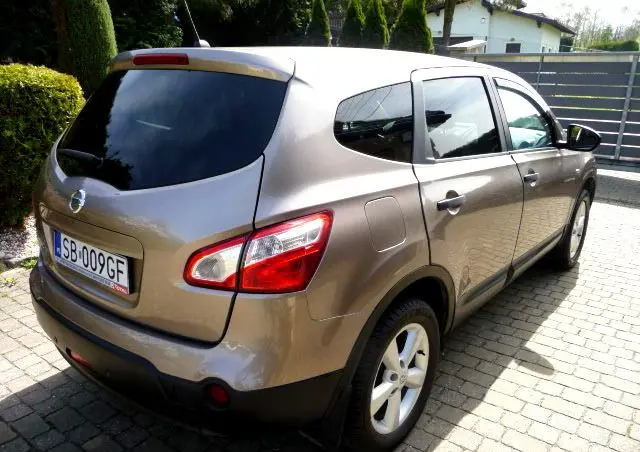 NISSAN Qashqai+2 2.0 Tekna Premium