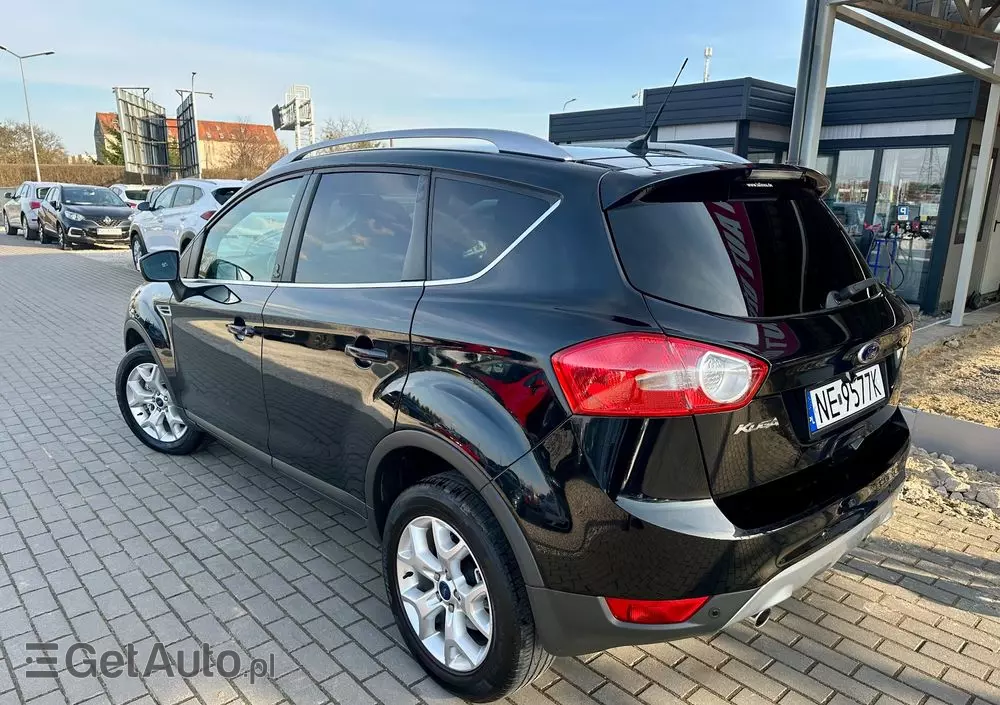 FORD Kuga 2.0 TDCi 2x4 Champions Edition