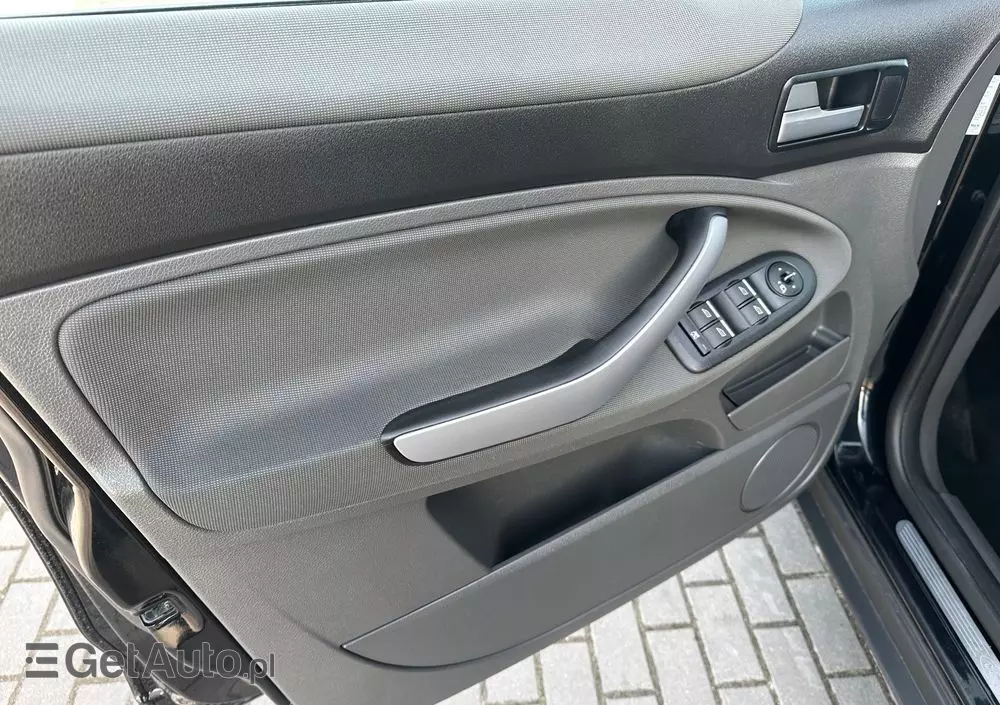 FORD Kuga 2.0 TDCi 2x4 Champions Edition