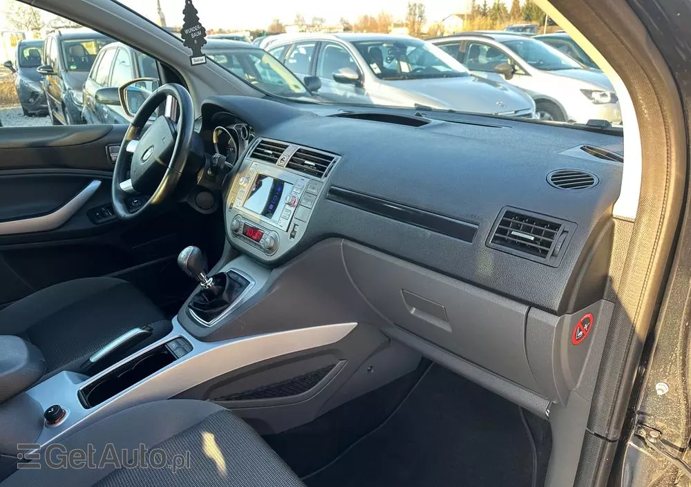 FORD Kuga 2.0 TDCi 2x4 Champions Edition