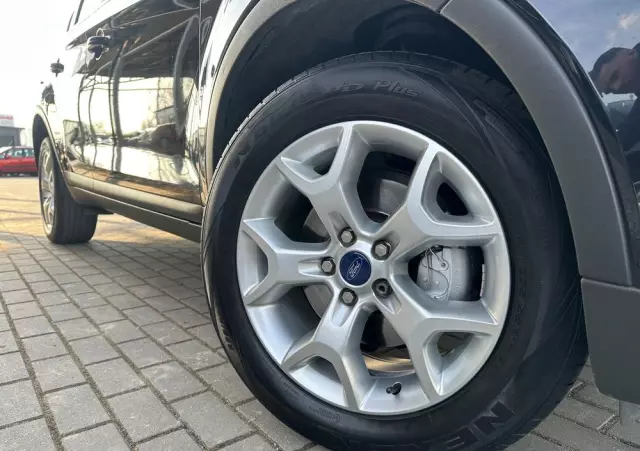 FORD Kuga 2.0 TDCi 2x4 Champions Edition