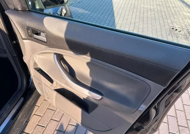 FORD Kuga 2.0 TDCi 2x4 Champions Edition