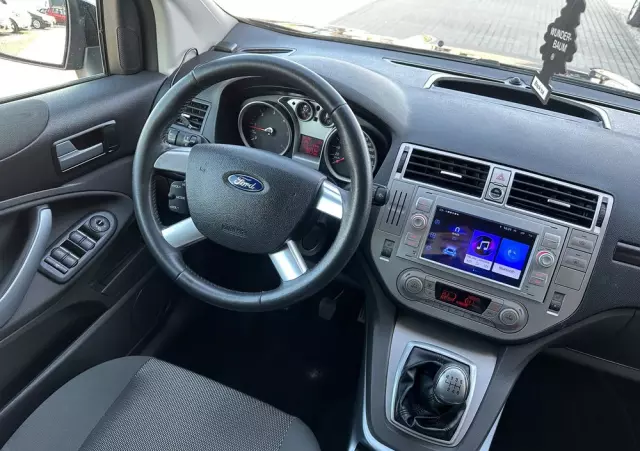 FORD Kuga 2.0 TDCi 2x4 Champions Edition