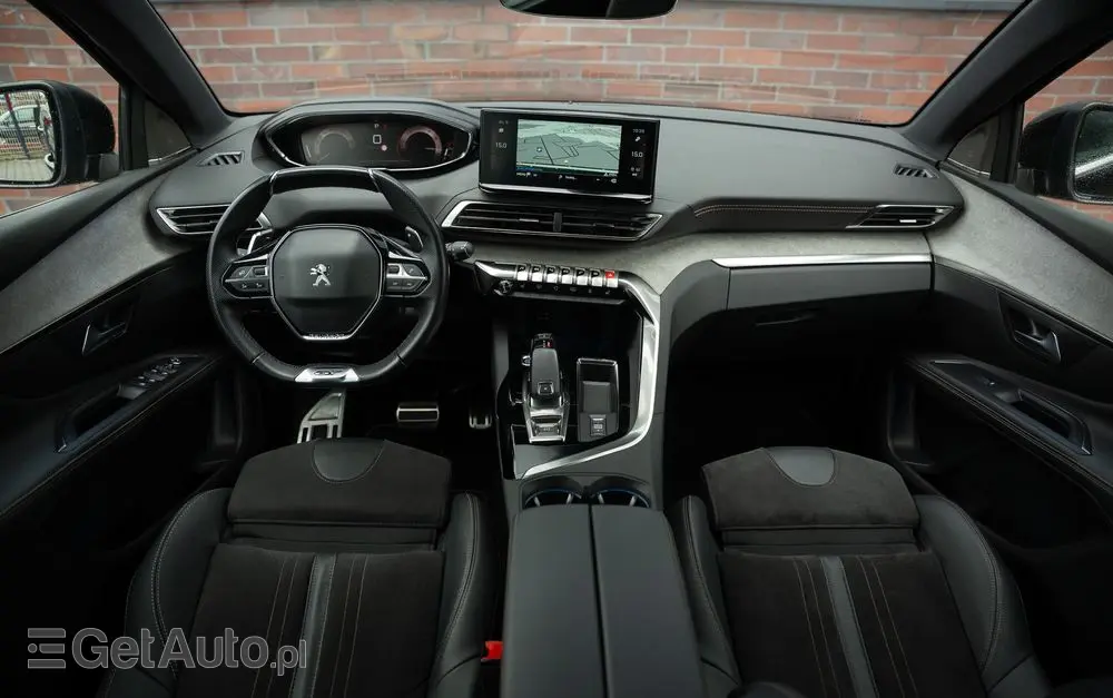 PEUGEOT 5008 1.6 PureTech GT Pack S&S EAT8