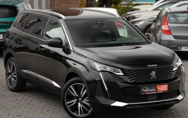PEUGEOT 5008 1.6 PureTech GT Pack S&S EAT8