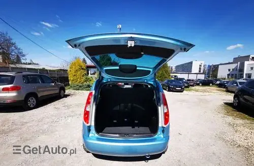 SKODA Roomster 