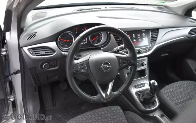 OPEL Astra 1.4 Turbo Sports Tourer Active
