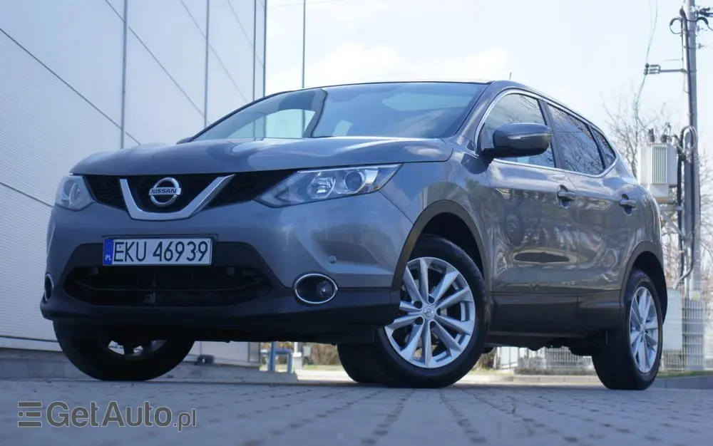NISSAN Qashqai 1.2 DIG-T N-Connecta