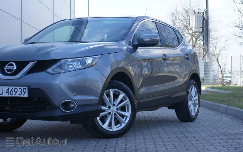 NISSAN Qashqai 1.2 DIG-T N-Connecta