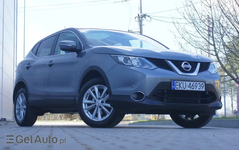 NISSAN Qashqai 1.2 DIG-T N-Connecta