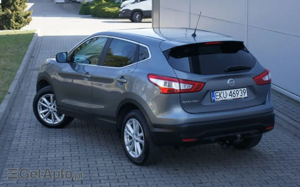 NISSAN Qashqai 1.2 DIG-T N-Connecta