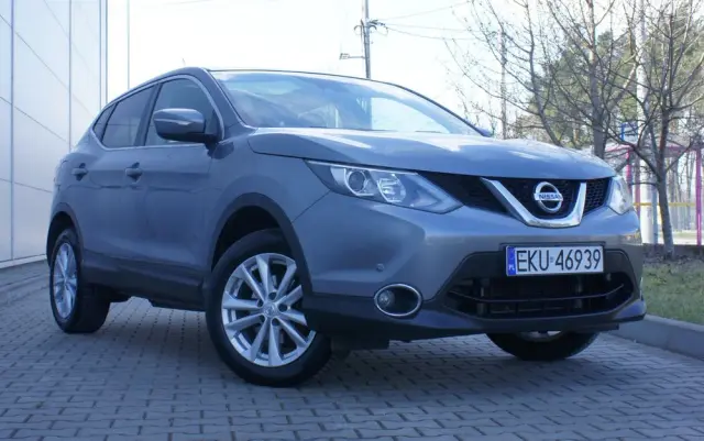 NISSAN Qashqai 1.2 DIG-T N-Connecta