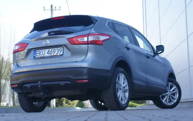 NISSAN Qashqai 1.2 DIG-T N-Connecta