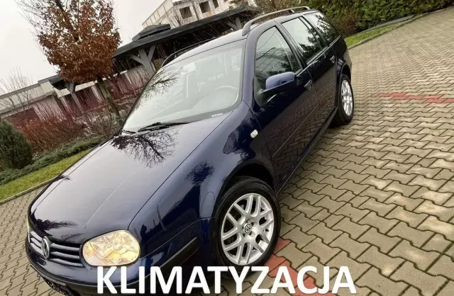 VOLKSWAGEN Golf 