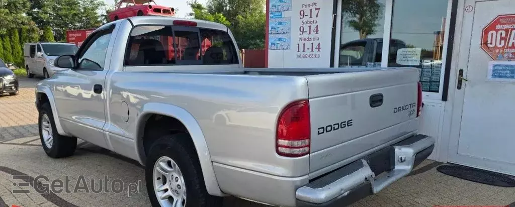 DODGE Dakota 