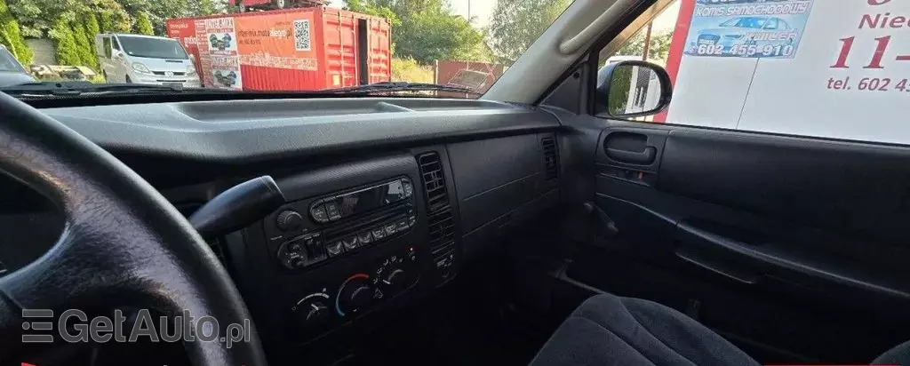 DODGE Dakota 
