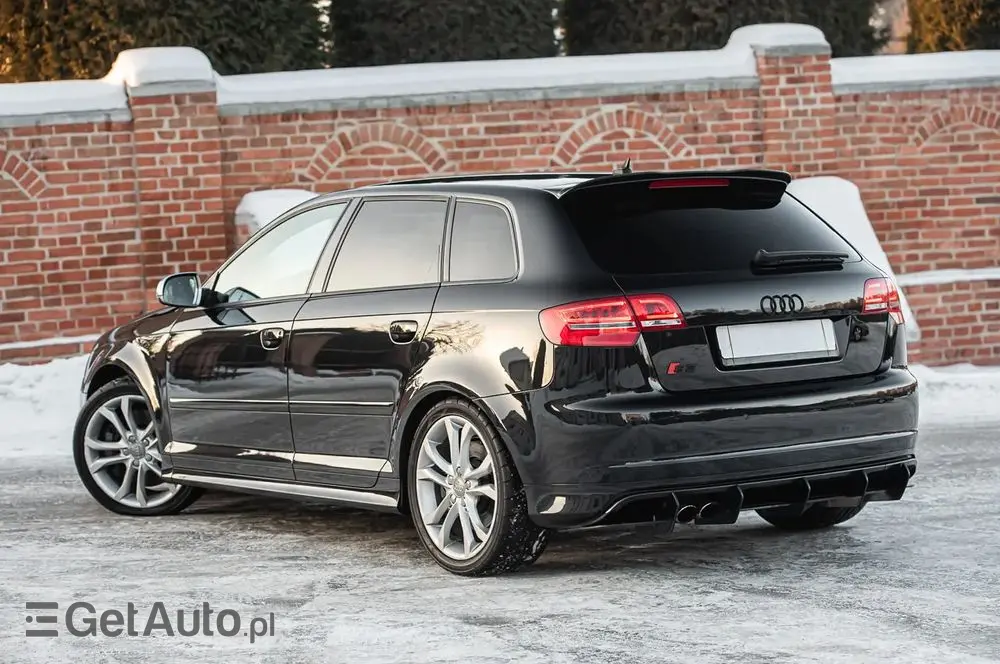 AUDI S3 Sportback Standard