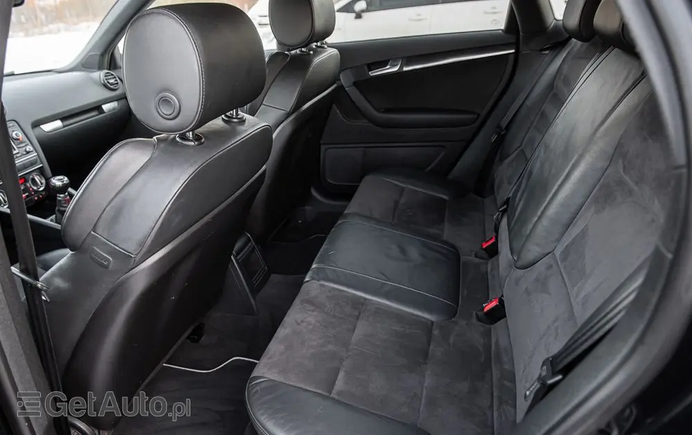 AUDI S3 Sportback Standard