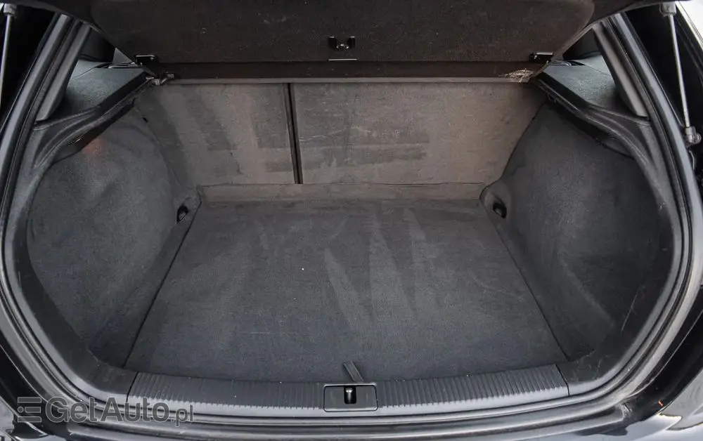 AUDI S3 Sportback Standard