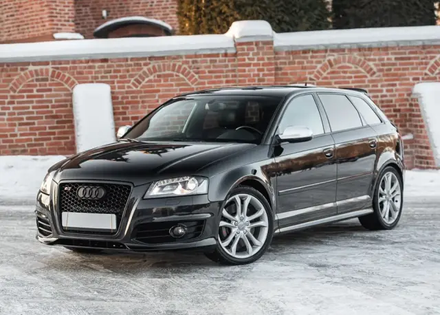 AUDI S3 Sportback Standard