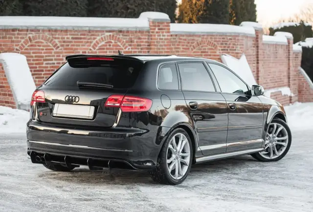 AUDI S3 Sportback Standard