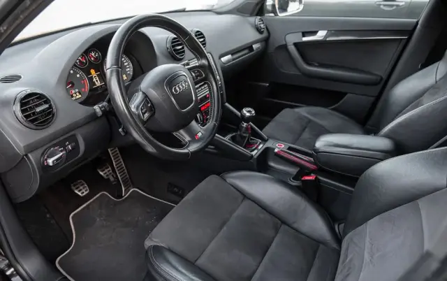 AUDI S3 Sportback Standard