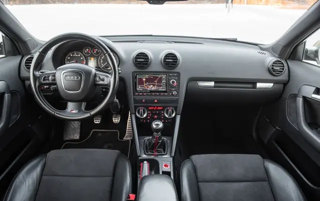 AUDI S3 Sportback Standard