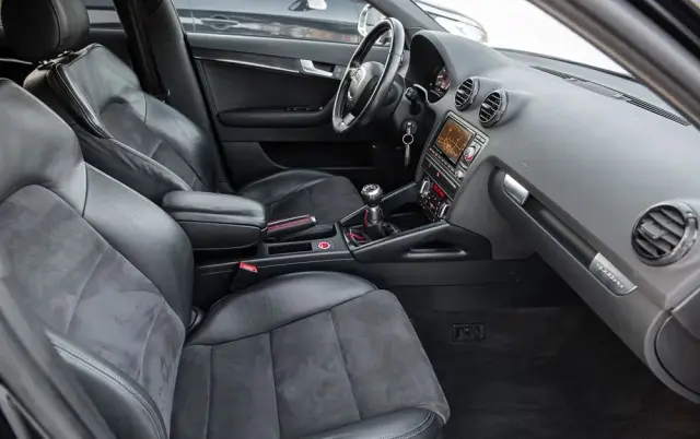 AUDI S3 Sportback Standard