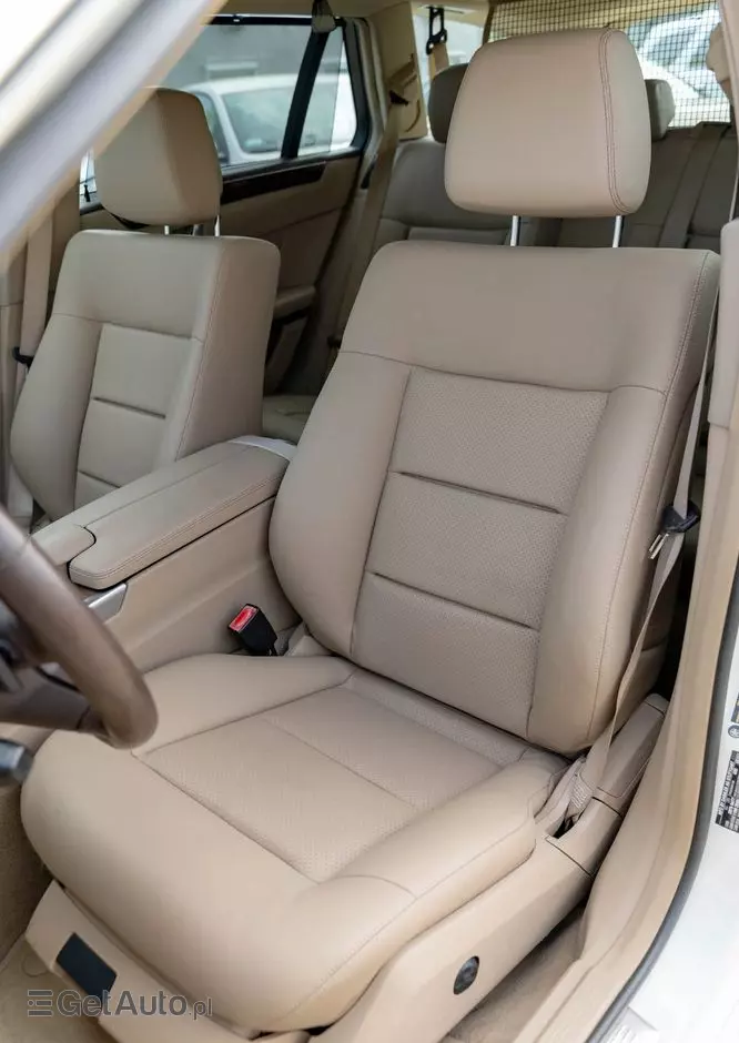 MERCEDES-BENZ Klasa E 350 4-Matic BlueEff Avantgarde