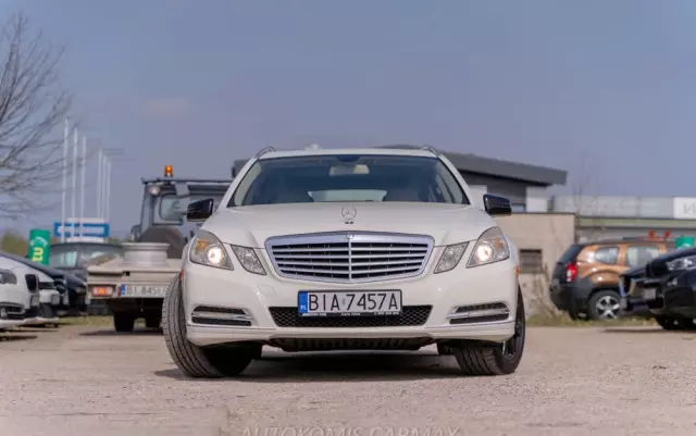 MERCEDES-BENZ Klasa E 350 4-Matic BlueEff Avantgarde