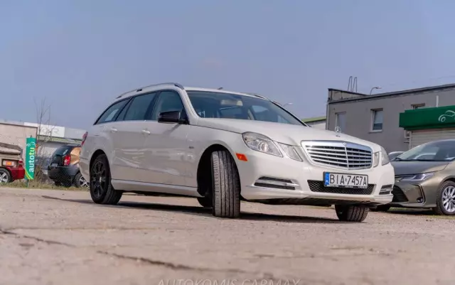 MERCEDES-BENZ Klasa E 350 4-Matic BlueEff Avantgarde