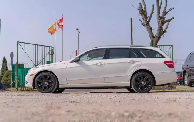 MERCEDES-BENZ Klasa E 350 4-Matic BlueEff Avantgarde