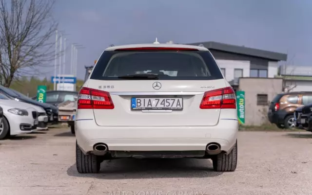 MERCEDES-BENZ Klasa E 350 4-Matic BlueEff Avantgarde
