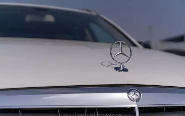 MERCEDES-BENZ Klasa E 350 4-Matic BlueEff Avantgarde