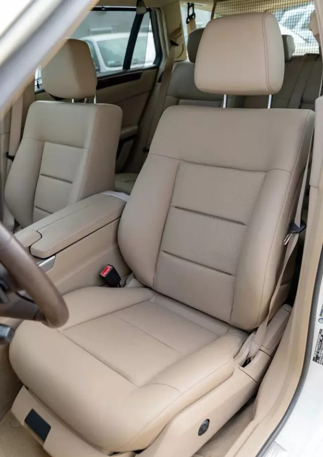 MERCEDES-BENZ Klasa E 350 4-Matic BlueEff Avantgarde