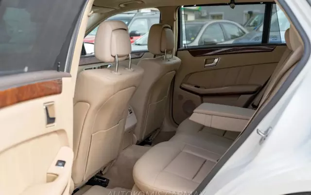 MERCEDES-BENZ Klasa E 350 4-Matic BlueEff Avantgarde