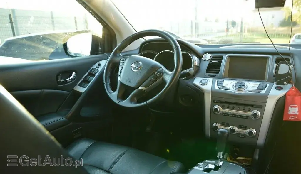 NISSAN Murano 