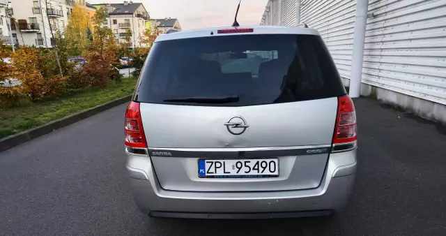 OPEL Zafira 