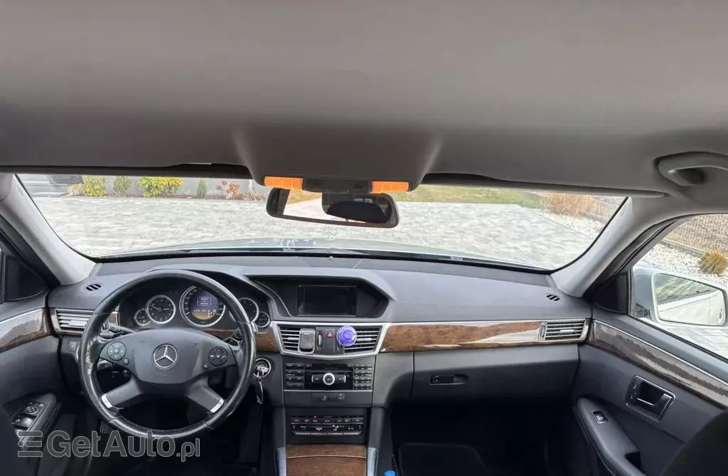 MERCEDES-BENZ Klasa E 