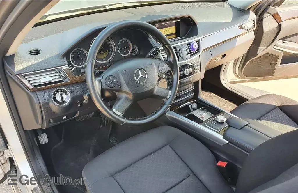 MERCEDES-BENZ Klasa E 