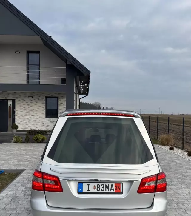 MERCEDES-BENZ Klasa E 