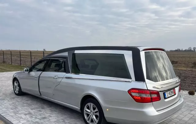 MERCEDES-BENZ Klasa E 