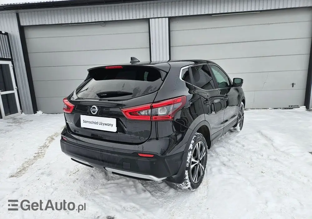 NISSAN Qashqai 1.3 DIG-T N-Connecta